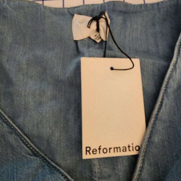 Reformation Sebastien Denim Midi Dress Broken Button NWT Size 10 - Picture 6 of 13